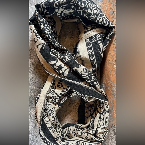 ELEPHANT Scarf Womens Black & Ivory Heavyweight Hindu Boho Infinity Neck Warmer - Picture 4 of 8